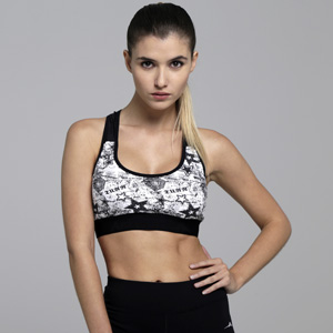 Nulla a sapien eget augue.